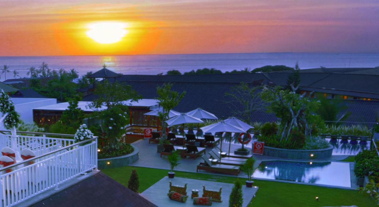 Favehotel Kuta Kartika Plaza Esterno foto